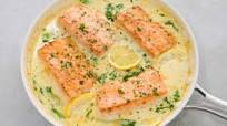 Pan-Fried Salmon With Creamy Garlic Sauce Pan-Fried Salmon With Creamy Garlic Sauce