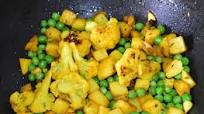 Aloo Gobi Matar Masala Dry Recipe Aloo Gobi Matar Masala Dry Recipe