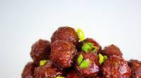 Homemade Meatballs with Jelly and Chili Sauce Homemade Meatballs with Jelly and Chili Sauce
