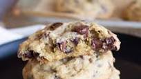 Thick and Chewy Chocolate Chip Cookies Thick and Chewy Chocolate Chip Cookies