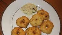 Crispy Medu Vada - Ulunthu Vadai Crispy Medu Vada - Ulunthu Vadai