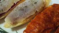 Tostas frías: bacalao ahumado/ piquillos y sobrasada/miel Tostas frías: bacalao ahumado/ piquillos y sobrasada/miel