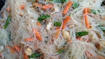 Vegetarian Pancit Bihon (Filipino fried noodles) Vegetarian Pancit Bihon (Filipino fried noodles)