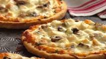 Mini White Pizzas Mini White Pizzas