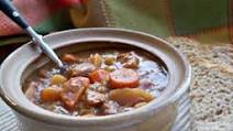 Simple Slow Cooker Beef Stew Recipe Simple Slow Cooker Beef Stew Recipe