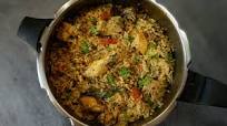 Pressure Cooker Chicken Biryani - Tamil Style Easy Chicken Biryani Pressure Cooker Chicken Biryani - Tamil Style Easy Chicken Biryani