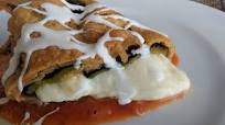 Chiles rellenos capeados. Receta mexicana Chiles rellenos capeados. Receta mexicana