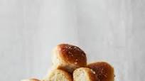 Buttery Pull-Apart Dinner Rolls Buttery Pull-Apart Dinner Rolls