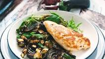 Low Carb Turkey Breast with Oven Roasted Vegetables Low Carb Turkey Breast with Oven Roasted Vegetables
