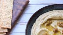Light and fluffy hummus with roasted garlic Light and fluffy hummus with roasted garlic