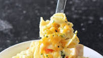 Instant Pot Creamy Chicken and Noodles (with Vegetables) Instant Pot Creamy Chicken and Noodles (with Vegetables)