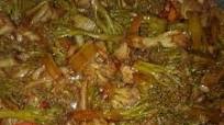 Chop suey de carne y pollo sencillo Chop suey de carne y pollo sencillo