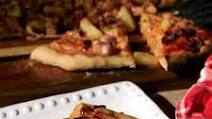 Smoky Hawaiian Pizza with Bacon, Cheddar and BBQ Sauce Smoky Hawaiian Pizza with Bacon, Cheddar and BBQ Sauce