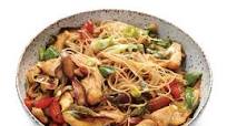 Chicken and Rice Noodle Stir-Fry with Ginger and Basil Chicken and Rice Noodle Stir-Fry with Ginger and Basil