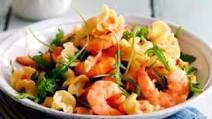 Slimming World’s pasta with prawns, chilli and tomatoes Slimming World’s pasta with prawns, chilli and tomatoes