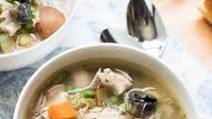 Slow Cooker Chicken and Spring Vegetable Stew Slow Cooker Chicken and Spring Vegetable Stew
