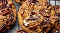 The Best Pecan Chocolate Chip cookies (VIDEO) The Best Pecan Chocolate Chip cookies (VIDEO)