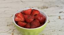Strawberries with Balsamic Vinegar Strawberries with Balsamic Vinegar