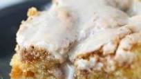 Easy Cinnamon Roll Cake Easy Cinnamon Roll Cake