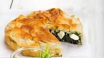 Spanakopita (Griechischer Spinatstrudel) Spanakopita (Griechischer Spinatstrudel)