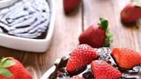Chocolate Covered Strawberry Pancakes Chocolate Covered Strawberry Pancakes