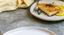How to Pan-Sear Halibut How to Pan-Sear Halibut