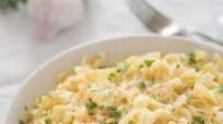 Garlic Butter Noodles with Parmesan Garlic Butter Noodles with Parmesan