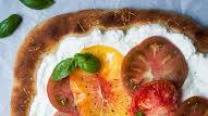 Heirloom Tomato & Ricotta Pizza Heirloom Tomato & Ricotta Pizza