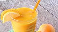 Mango Citrus Veggie Juice {No Added Sugar, Dairy & Gluten Free} Mango Citrus Veggie Juice {No Added Sugar, Dairy & Gluten Free}