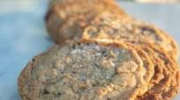 Giant Crinkled Chocolate Chip Cookies Giant Crinkled Chocolate Chip Cookies