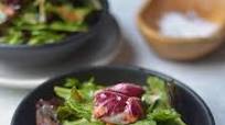 How To Make the Perfect Simple Salad How To Make the Perfect Simple Salad