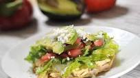 Tostadas de Pollo Tostadas de Pollo