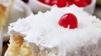 Piña Colada Poke Cake Piña Colada Poke Cake