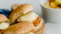 Slow Cooker Chicken Parmesan Sliders Slow Cooker Chicken Parmesan Sliders