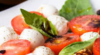 Easy Caprese Salad With Cherry Tomatoes Easy Caprese Salad With Cherry Tomatoes