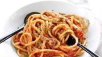 Pasta with 5 Ingredient Butter Tomato Sauce Pasta with 5 Ingredient Butter Tomato Sauce