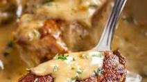 Pork Medallions with Blue Cheese Sauce Pork Medallions with Blue Cheese Sauce