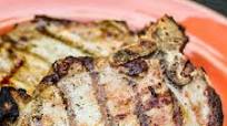 How to Grill Pork Chops on a Gas Grill How to Grill Pork Chops on a Gas Grill