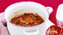 Traditional pork and veal ragu (bolognaise sauce) Traditional pork and veal ragu (bolognaise sauce)