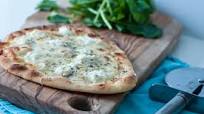 4 Cheese Flatbread Pizza 4 Cheese Flatbread Pizza