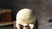 5-ingredient flourless chocolate cake (no butter) 5-ingredient flourless chocolate cake (no butter)