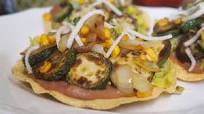 Tostadas de Calabacín y Maíz Tostadas de Calabacín y Maíz