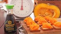 CROSTINI CON CREMA DI ZUCCA E SOIA CROSTINI CON CREMA DI ZUCCA E SOIA