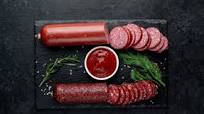 Hard Salami and Genoa Salami: The Differences Hard Salami and Genoa Salami: The Differences