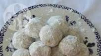 Griechische Weihnachtsplätzchen (Kourambiedes) Griechische Weihnachtsplätzchen (Kourambiedes)