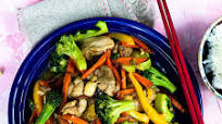 One-pot chicken broccoli stir fry with aromatic sauce One-pot chicken broccoli stir fry with aromatic sauce