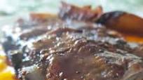 Costillas a la barbacoa a baja temperatura. Costillas a la barbacoa a baja temperatura.