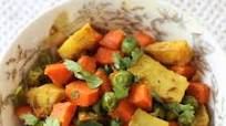 Aloo Gajar Matar – Quick stir-fry of Potatoes, Carrots and Peas with Indian spices Aloo Gajar Matar – Quick stir-fry of Potatoes, Carrots and Peas with Indian spices