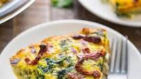Crustless Quiche with Spinach, Sausage, and Sundried Tomatoes Crustless Quiche with Spinach, Sausage, and Sundried Tomatoes
