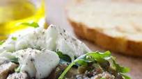 Recipe: Mushroom and Arugula Bruschetta Recipe: Mushroom and Arugula Bruschetta
